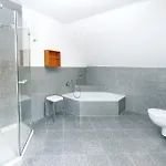 아파트호텔 Gaestehaus Am Schloss