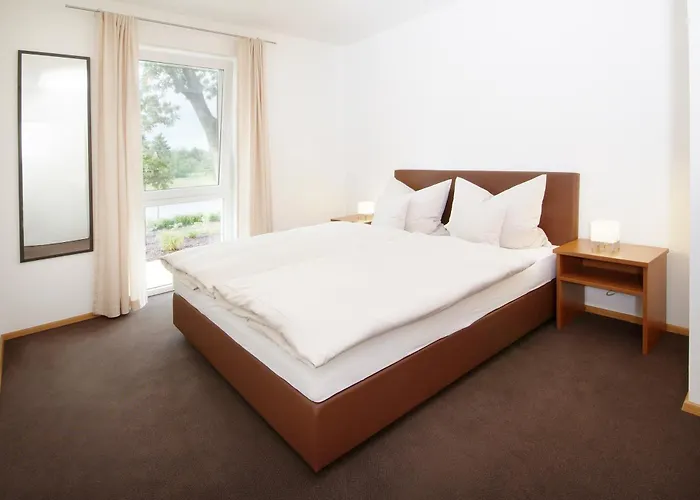 Ξενοδοχείο με διαμερίσματα Gaestehaus Am Schloss 3*