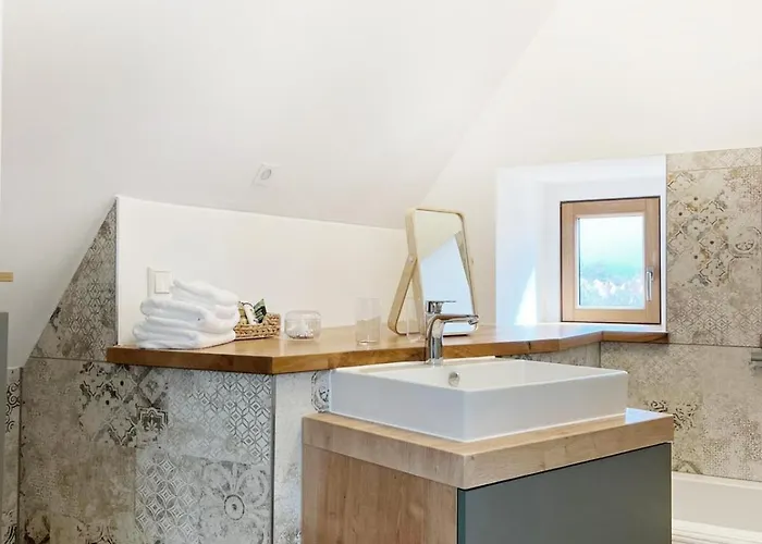 アパートホテル Gaestehaus Am Schloss Schwebheim